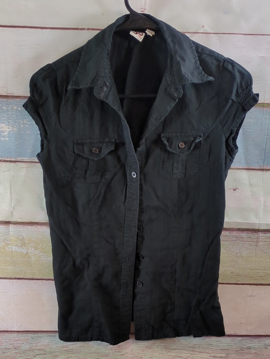 SO Tops - SO Black Short Sleeve Button-Up Top